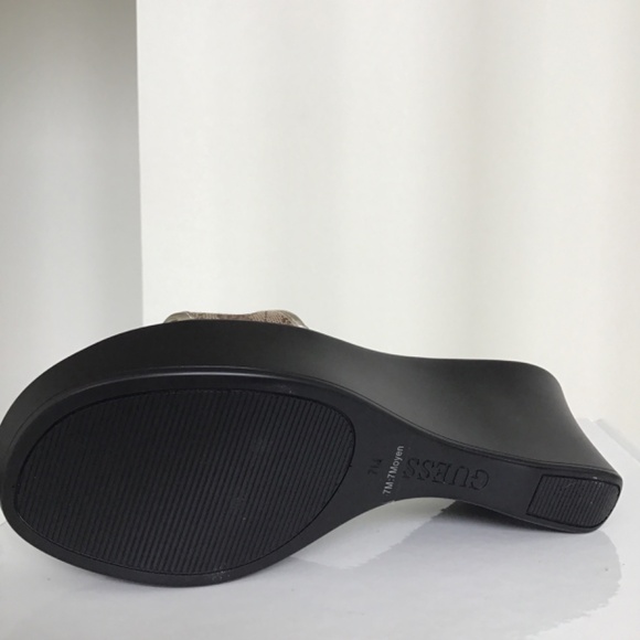 GUESS Brown G logo print wedge sandals size 7 - Picture 7 of 8